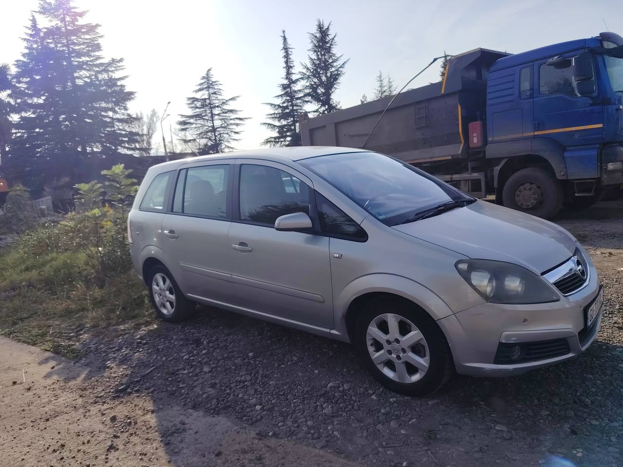 Იყიდება opel zafira 1.6 cng 2006 — 3,500$
