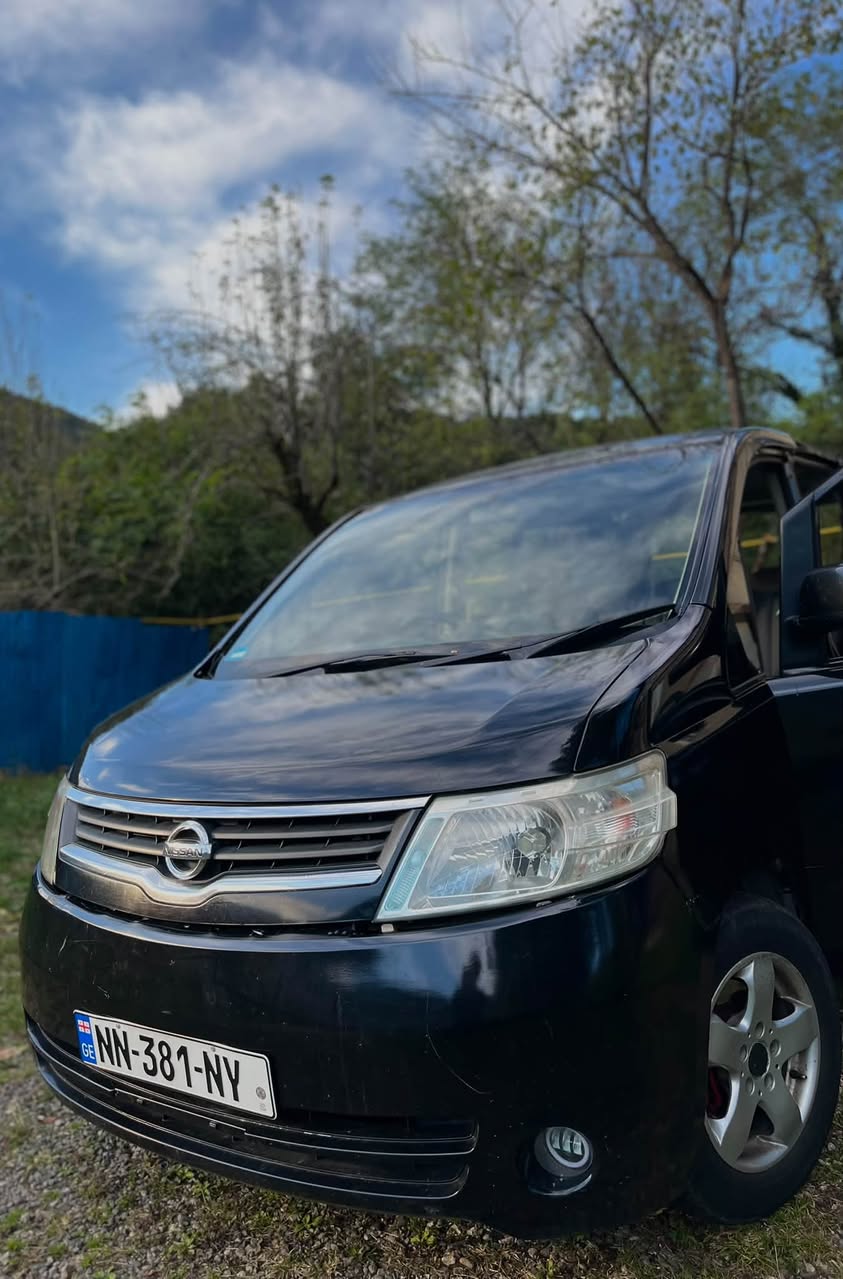 Nissan Serena 2006