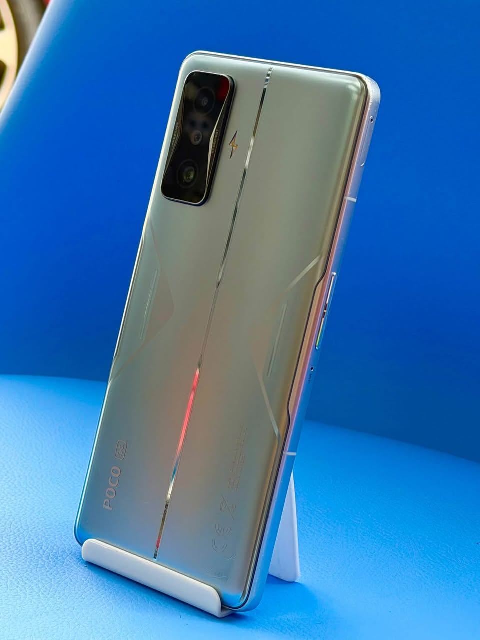 იყიდება POCO F4 GT 5G (გეიმინგ — 400₾