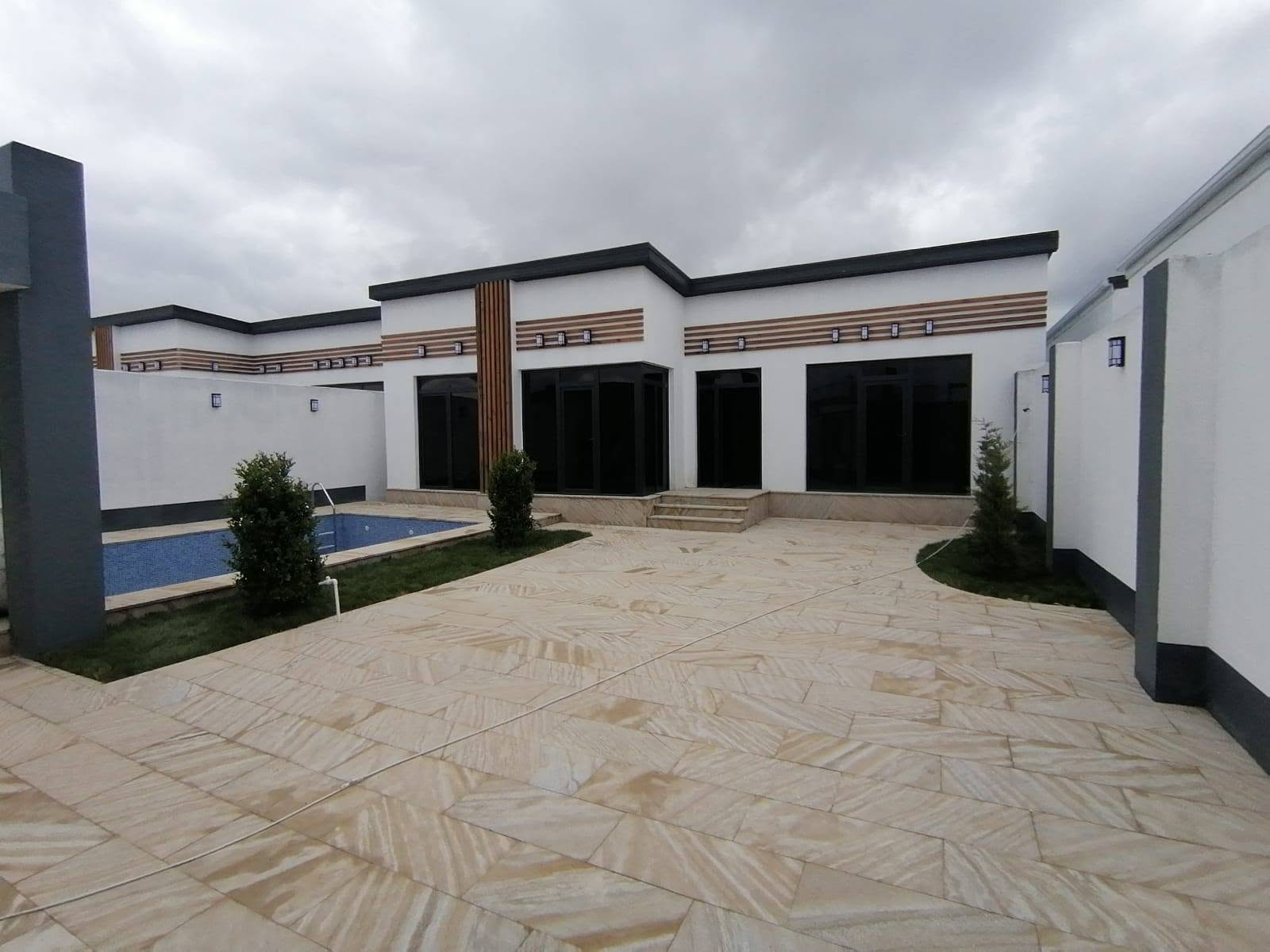 4 otaqlı mənzil satılır, Bakı — 245,000 ₼