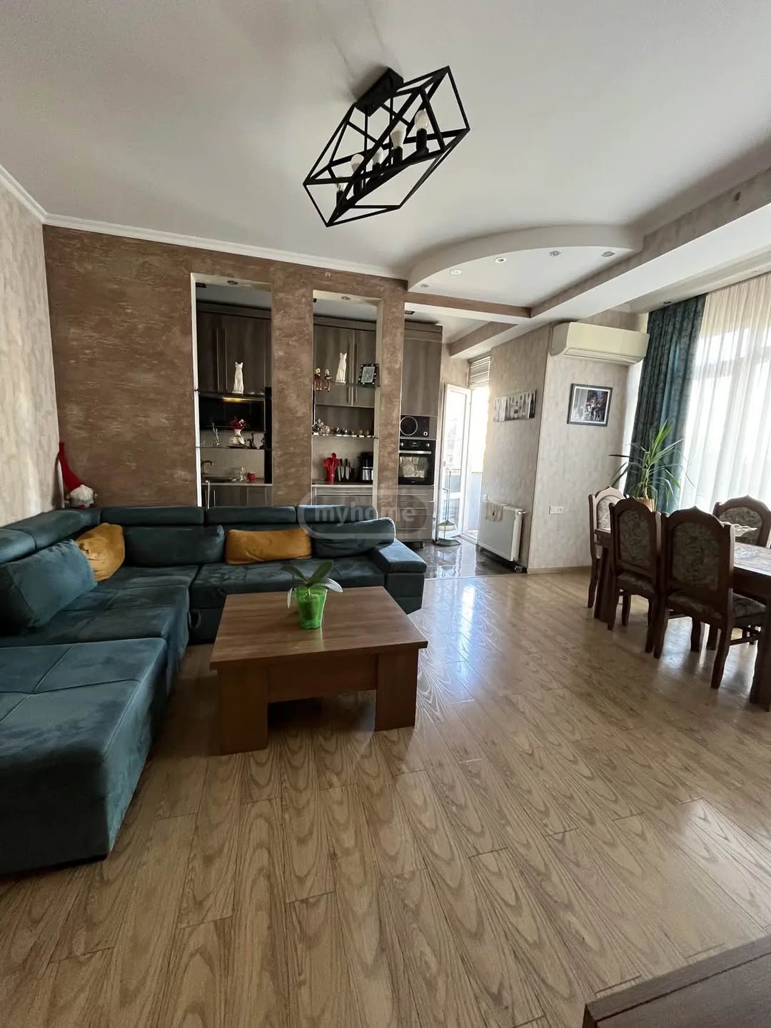 იყიდება 3-ოთახიანი ბინა, თბილისი — $115,000