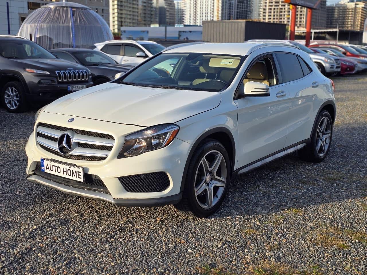 Mercedes-Benz GLA250 2015