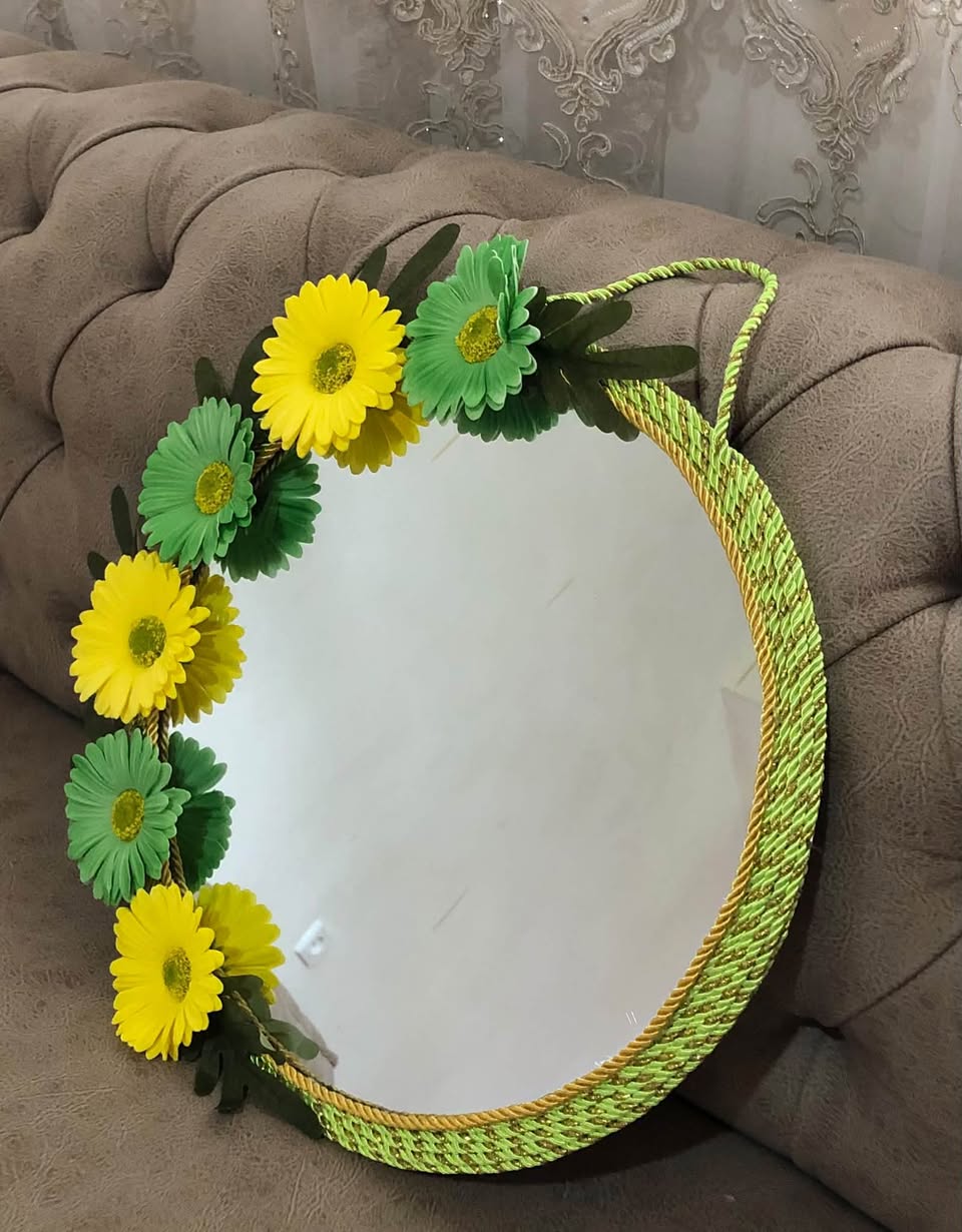 Վաճառվում է «հերբերներով» հայելի 🪞💛💚💐🌼🌼 Մեզ գրեք անձնական ուղերձ…