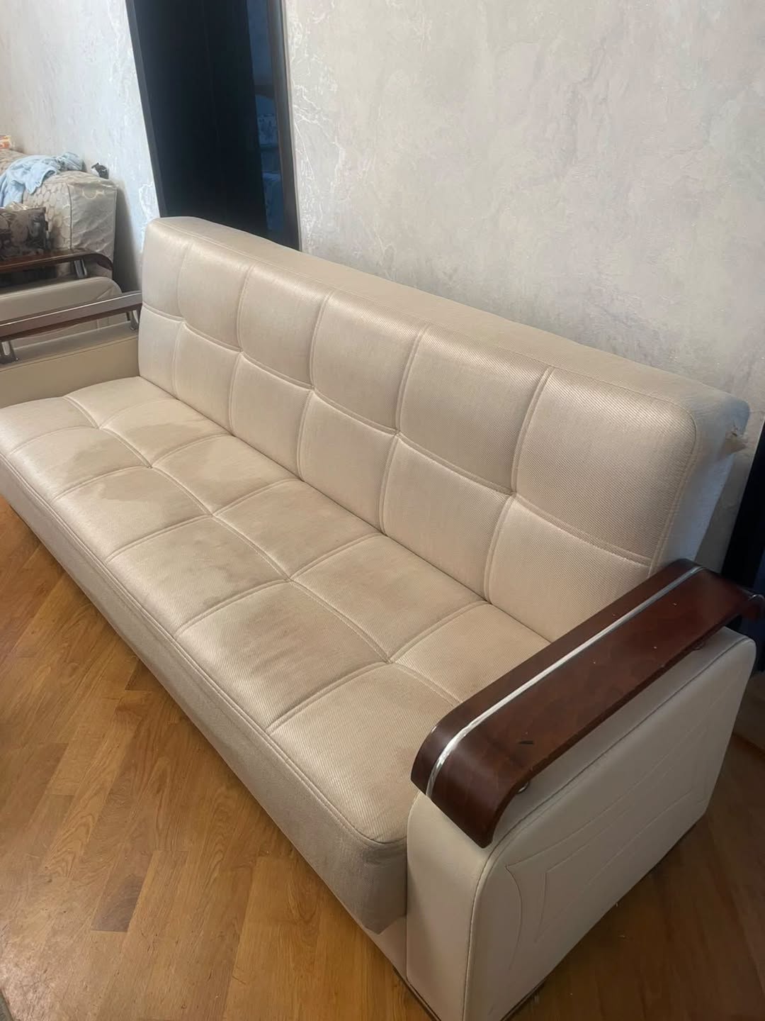 Мебель — 150₼