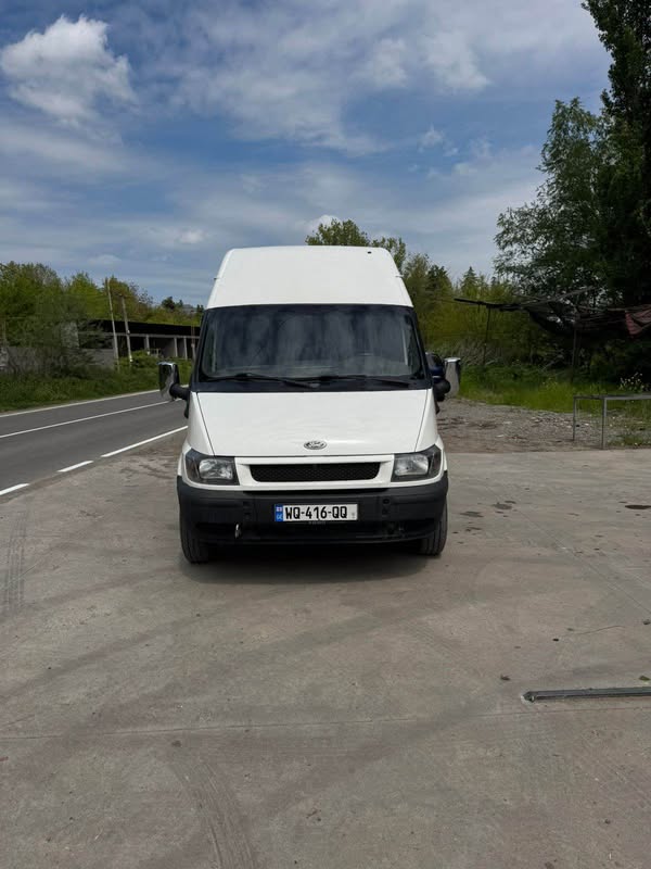Avtomobil 2005 — 7,700$