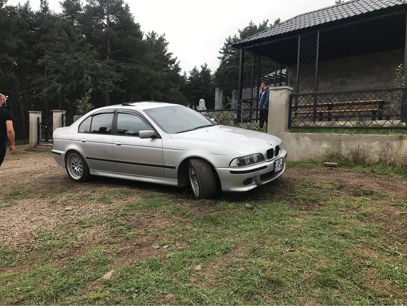 Avtomobil — 4,300$