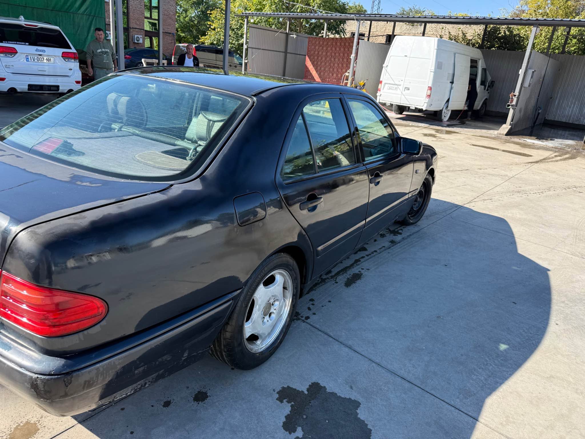 For sale 2.8 automatic Texanmotor has gas - 2,700₾
