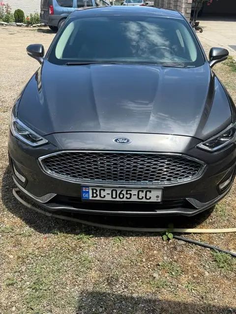 Ford 2018 — 8,000$