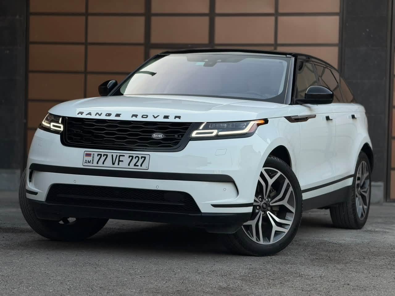 Range Rover Velar 2020 — $34,000