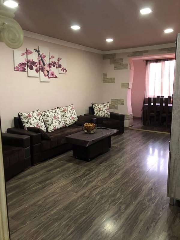 მიწის ნაკვეთი, ჰრაზდანი — $9,000