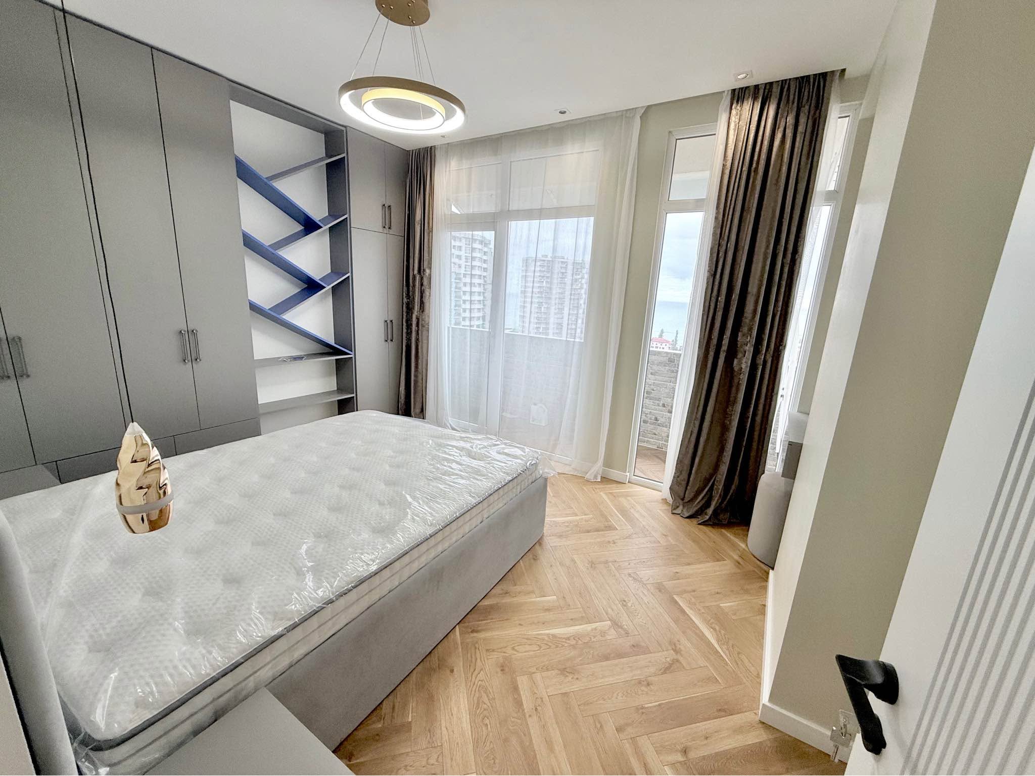 Продаётся 2-комнатная квартира, Батуми — $150,000