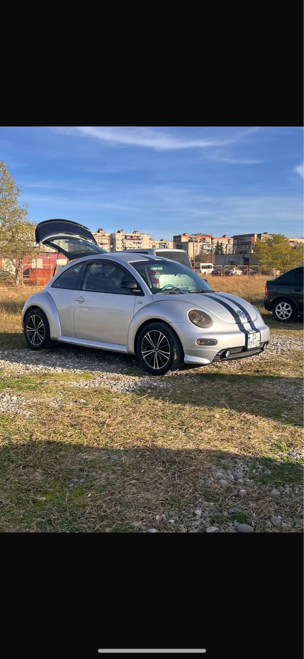 Avtomobil 2001