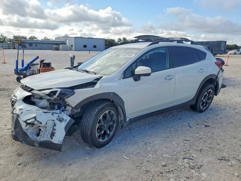 Subaru Crosstrek 2021 — 8,000$