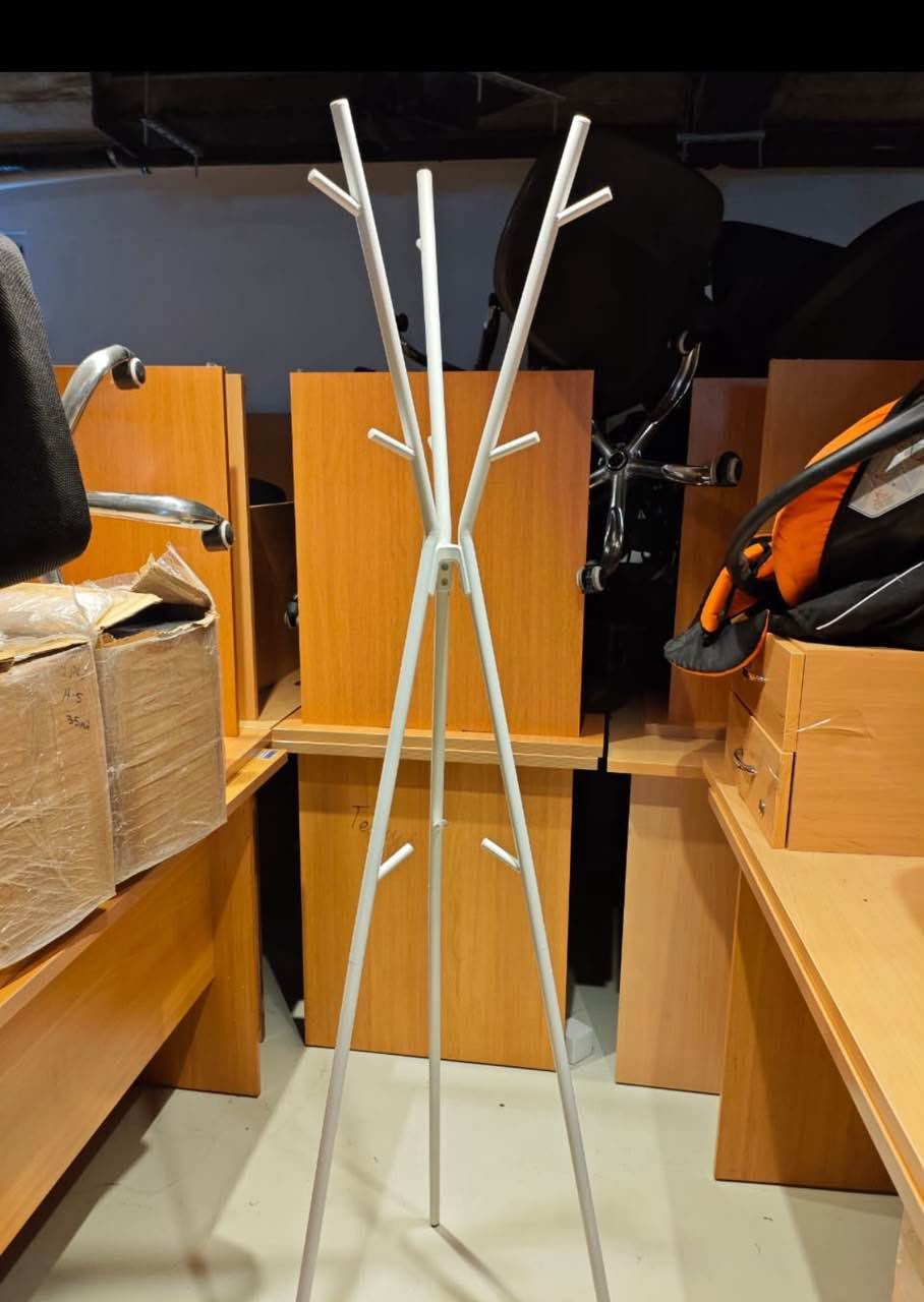 2 IKEA hangers and 1 other for 50₼