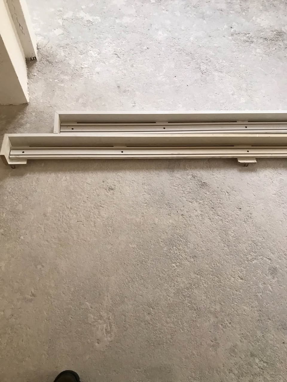 Curtains with cornices for sale are located in Varketili. 70