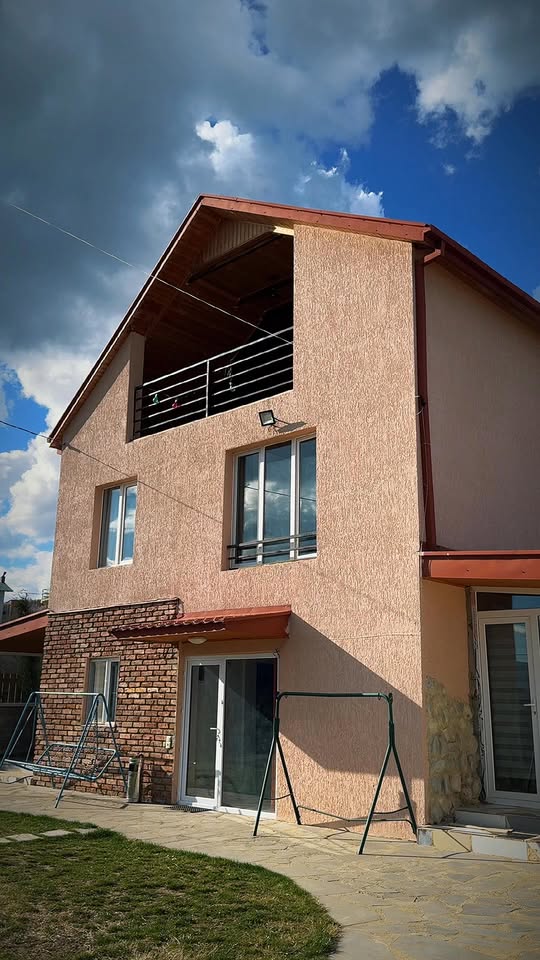 Ev, Tiflis