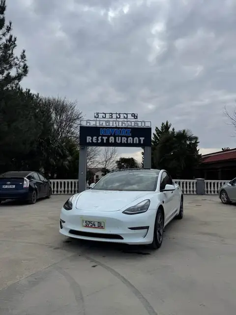 Tesla 2020 — 12,800$