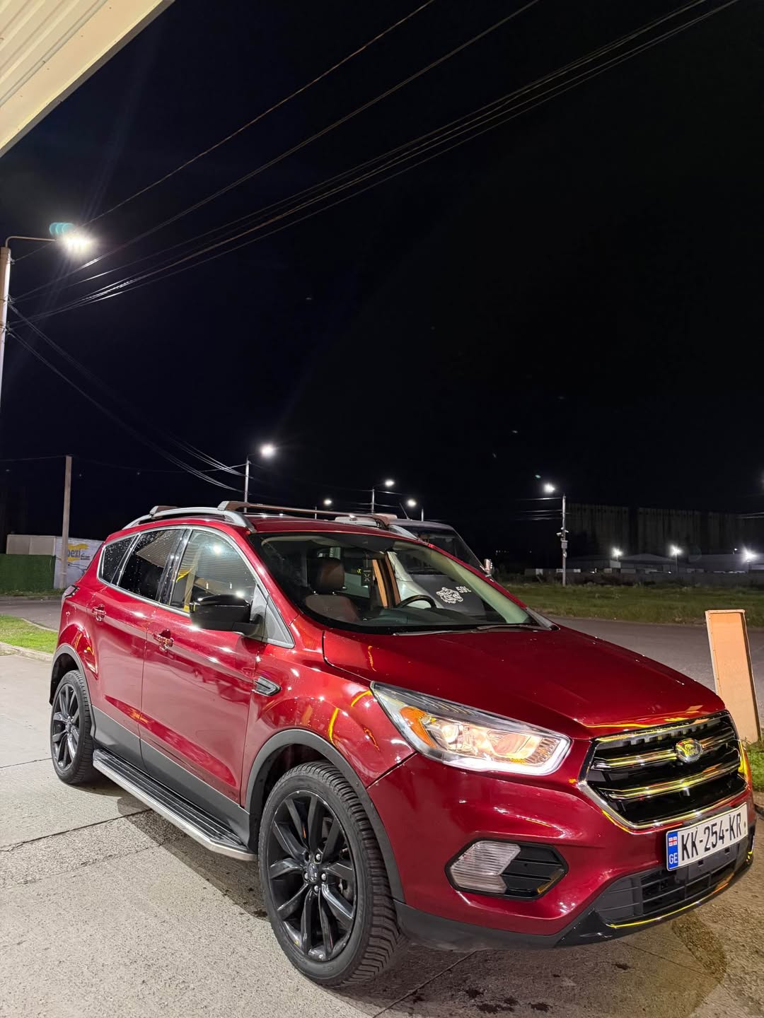 Ford Escape 2017 — 6,300$