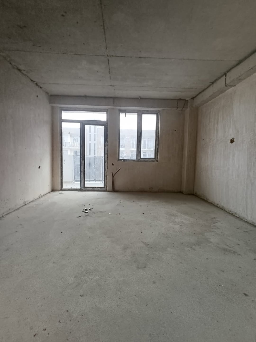 იყიდება 3-ოთახიანი ბინა, თბილისი — $95,000