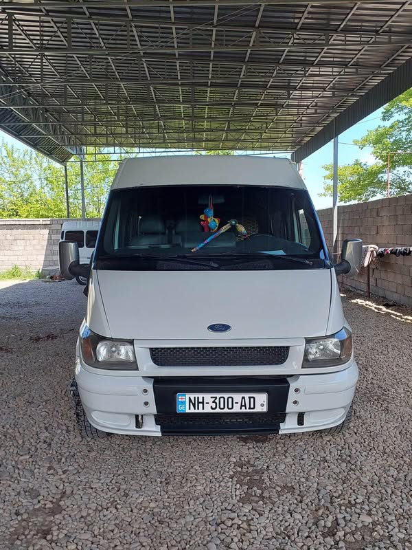 Avtomobil 2002 — 5,700$