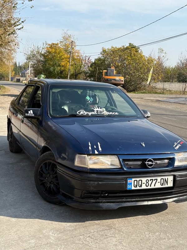 Avtomobil
