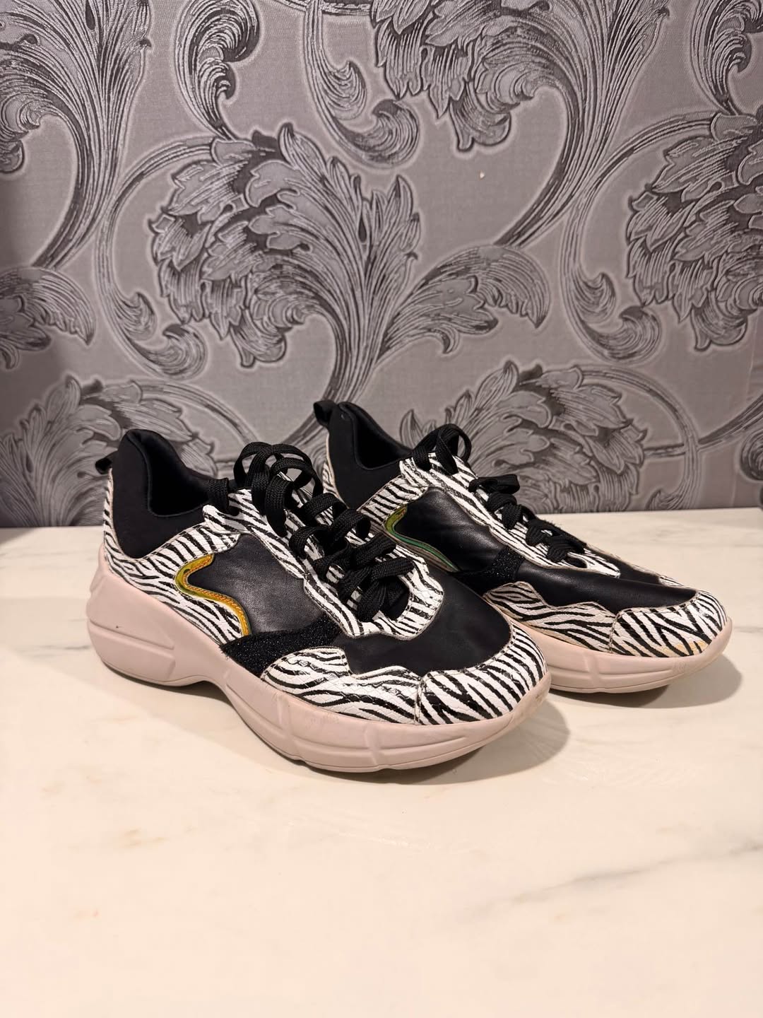 Avtomobil — 30$