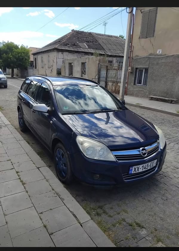 Avtomobil — 2,700$