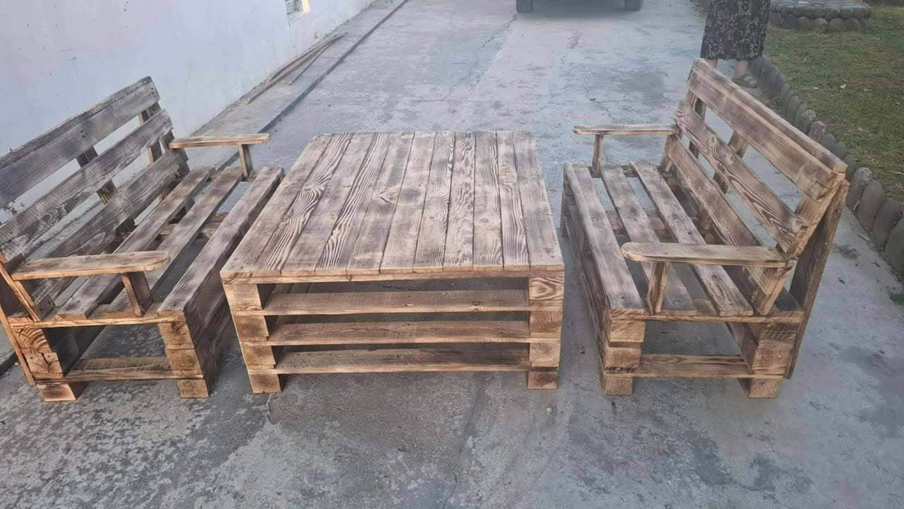 Satılık masa 2 sandalyeyle birlikte 300₾