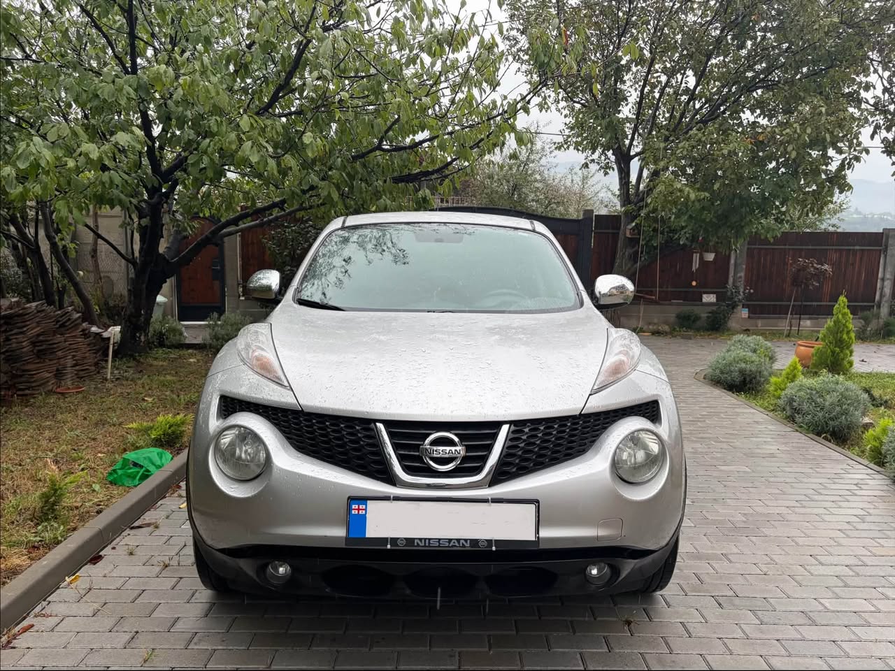 Nissan JUKE 2012 — 4,500$