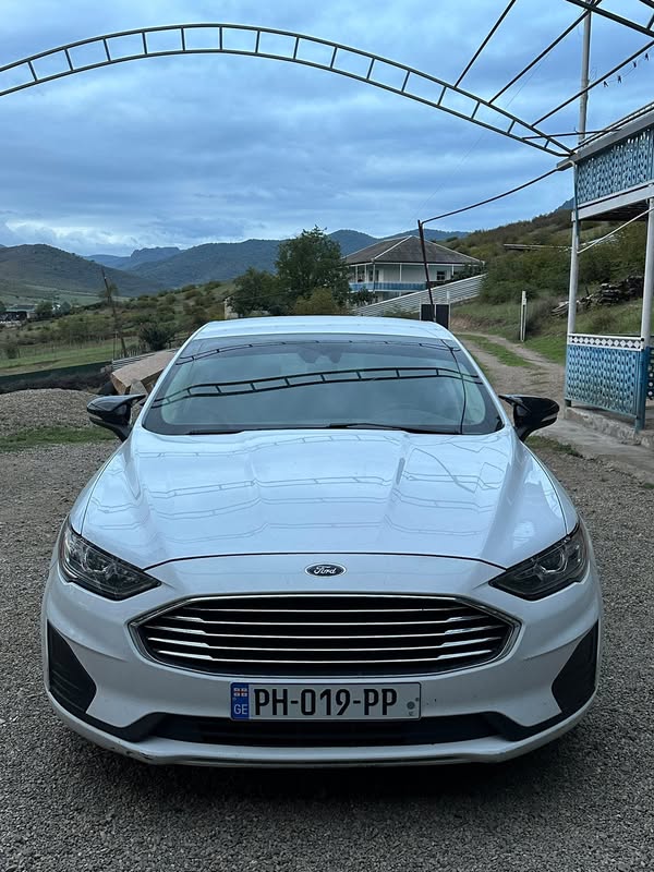 Avtomobil 2019 — 9,300$