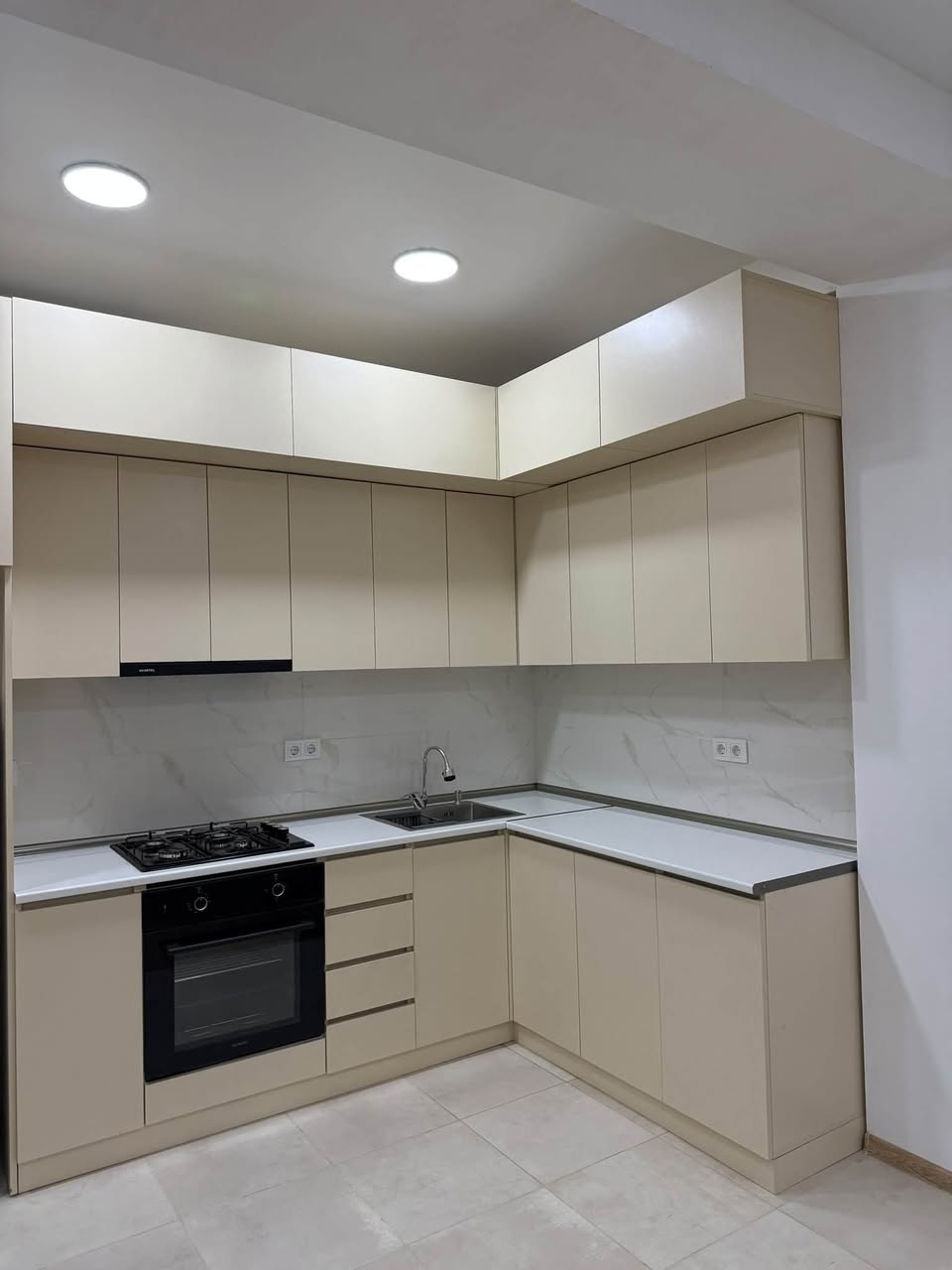 İcarəyə 2-otaqlı mənzil, Tbilisi