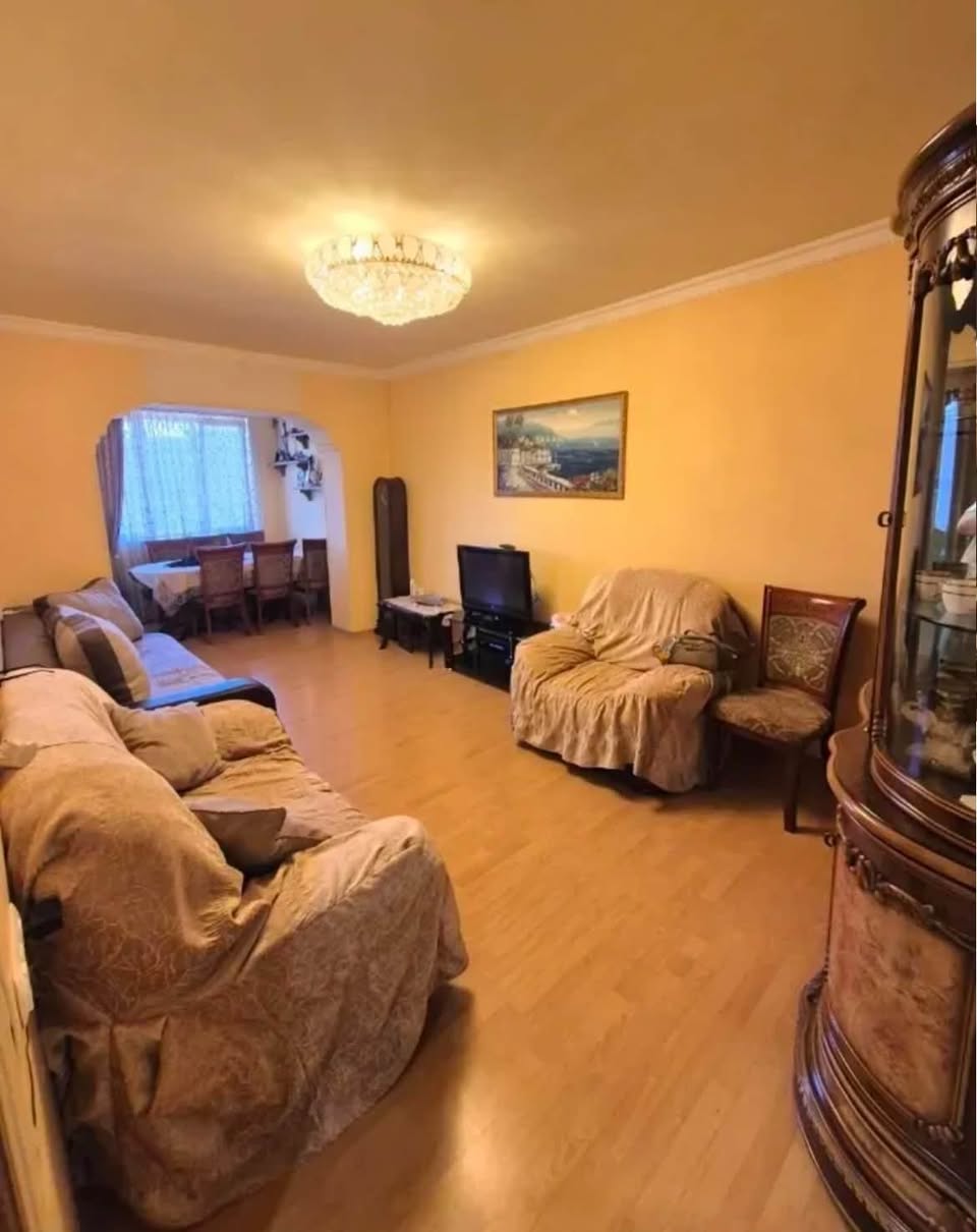 იყიდება 3 ოთახიანი ბინა, ერევან — $112,000