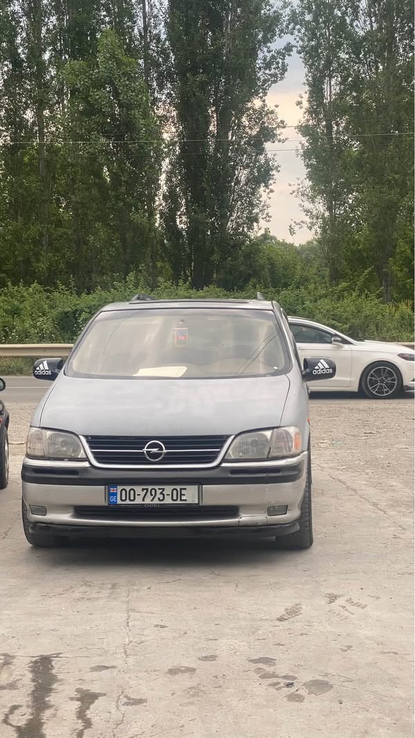Opel Sintra 1997 — 2,500$