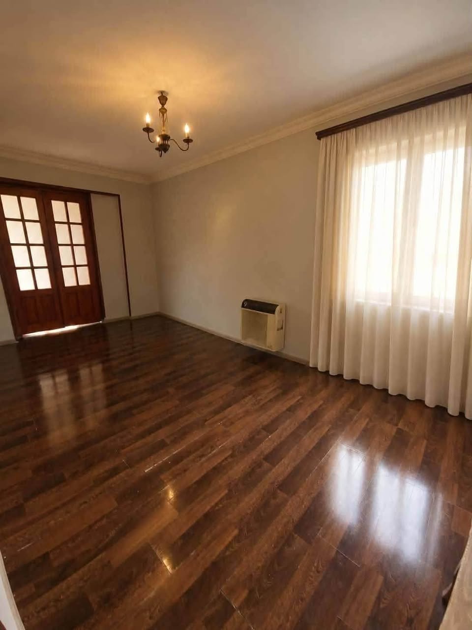 For sale one-room apartment near Shartava monument. 9/1 floor