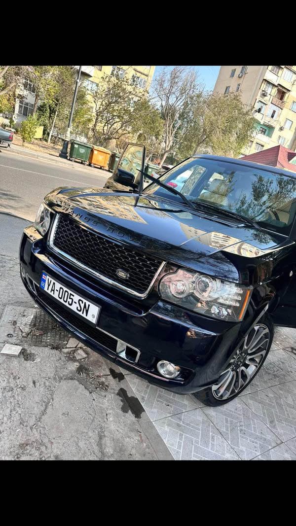 Land Rover 2010
