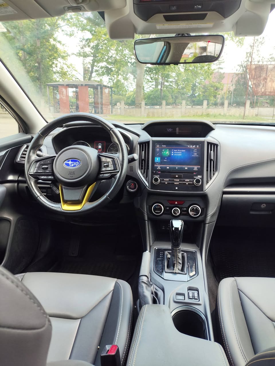 Subaru crostrek 2020 — 8,800$