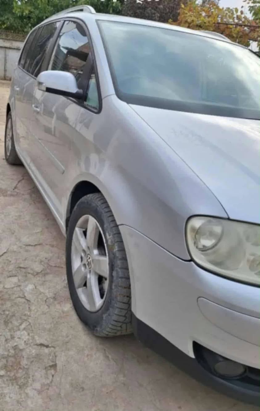 Porsche Touran 2005 model, 2.0 motorlu