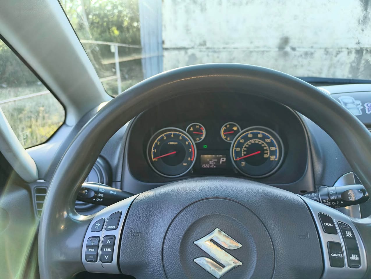 Suzuki SX4 2011 — 3,200$