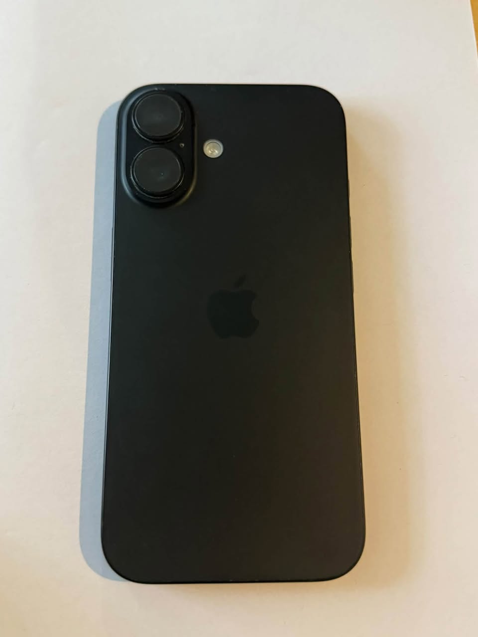 iPhone 16 128GB Black, used