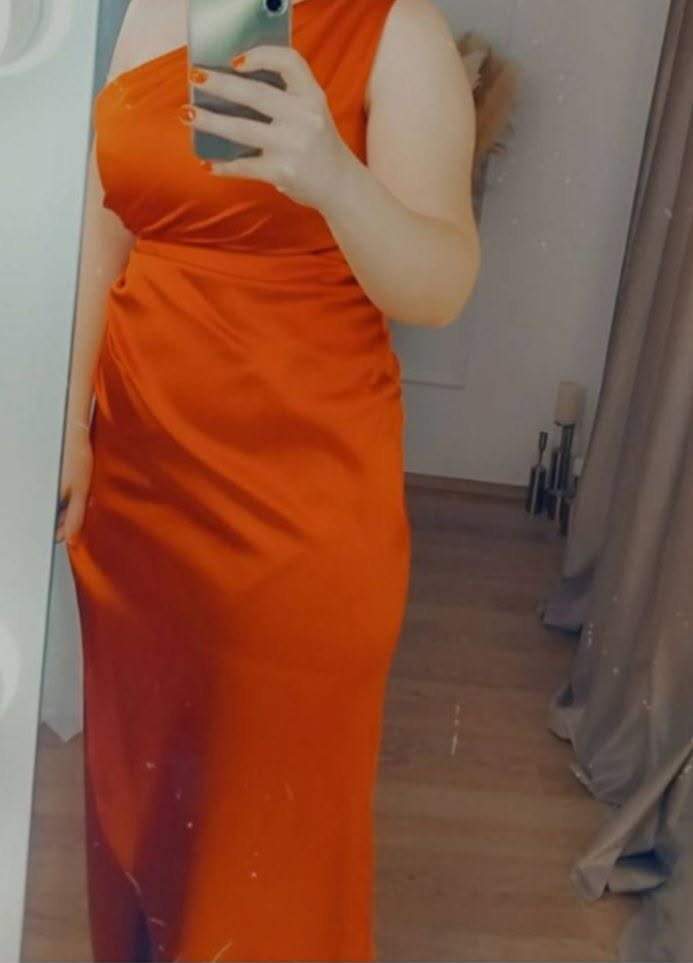 Satılık kaban var. 80 kg'a kadar insan taşıyabilir. Ürün Gürcistan'ın Kutaisi şehrinde bulunmakta.