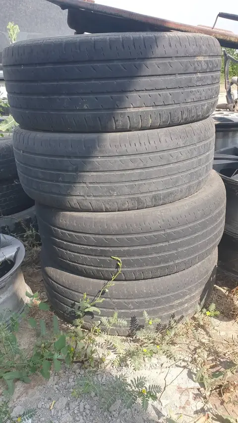 The car costs 30,000 AMD