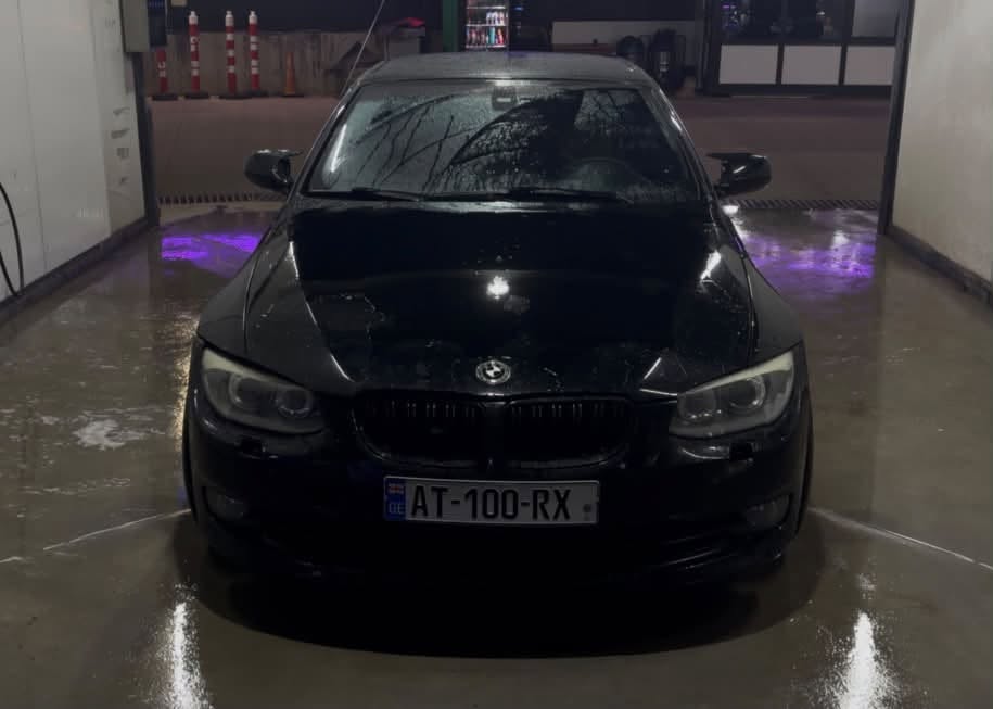 BMW 2012 — 300$