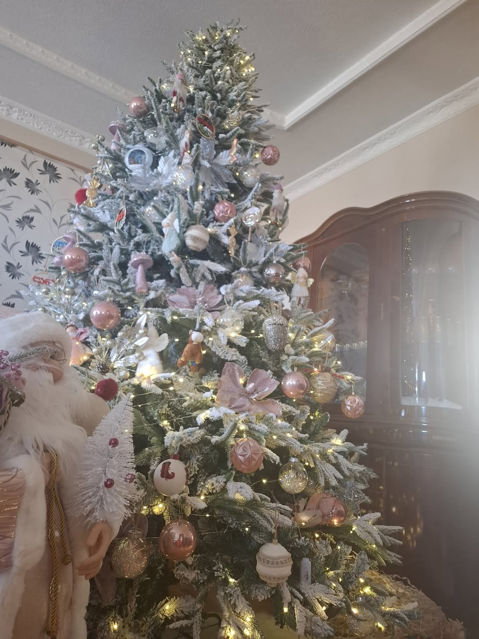 🎄 Продается красивая заснеженная ель - 750₾