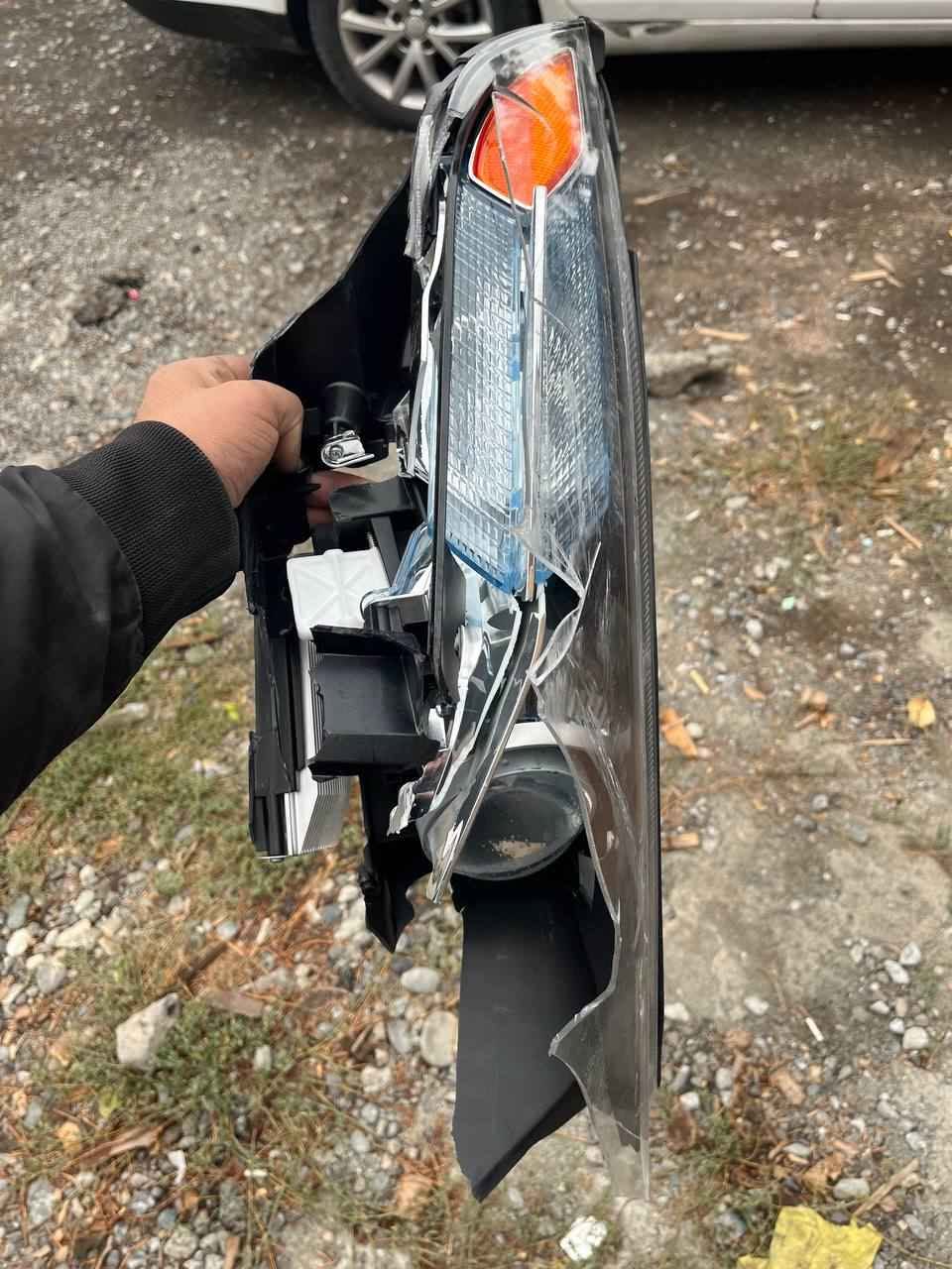 Damaged Volt headlight for parts
