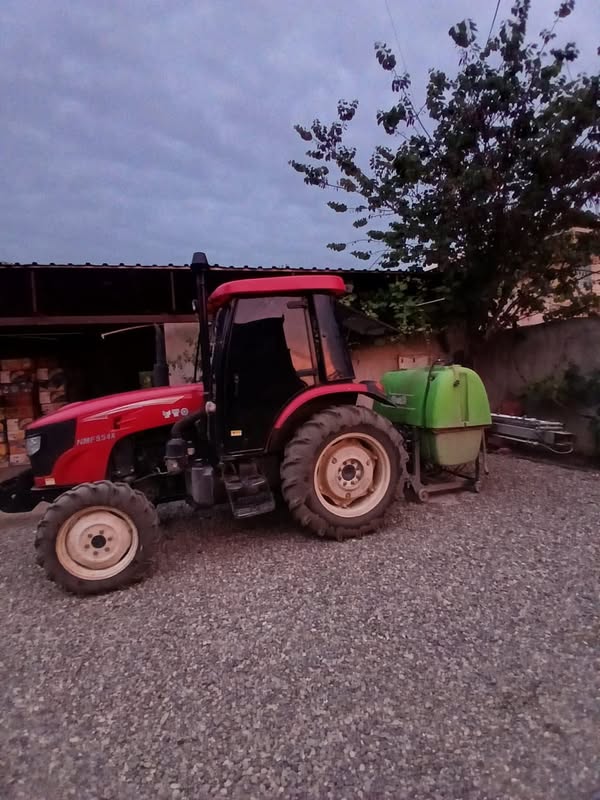 Avtomobil
