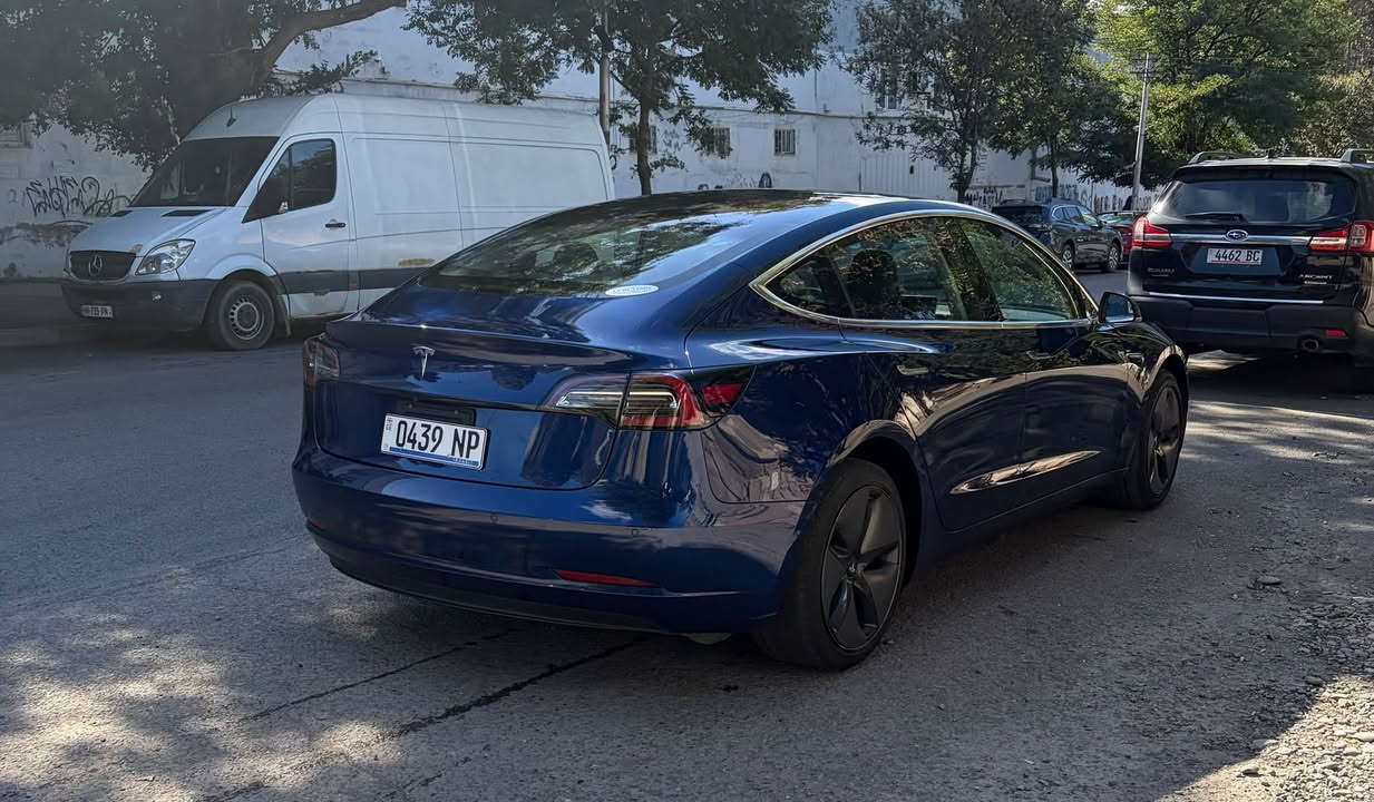 Tesla 2018