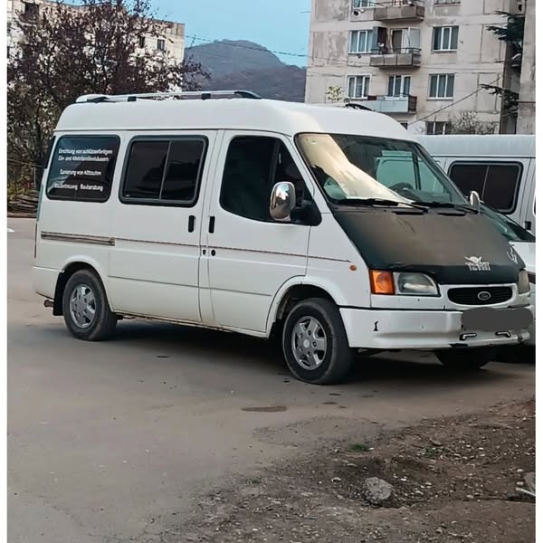 Avtomobil 2000 — 2,000$