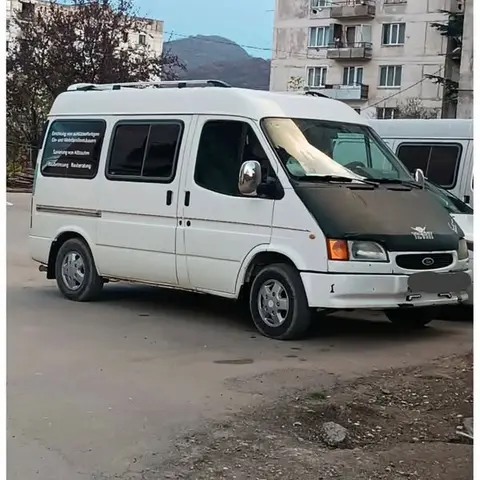 Ford Transit 2000