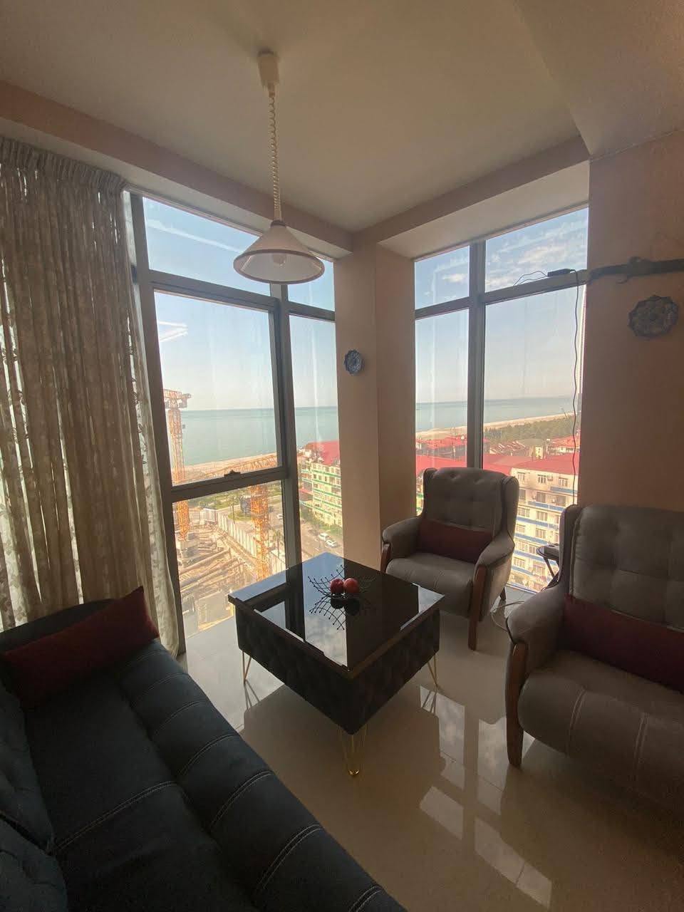 3 otaqlı mənzil satılır, Batumi — $130,000