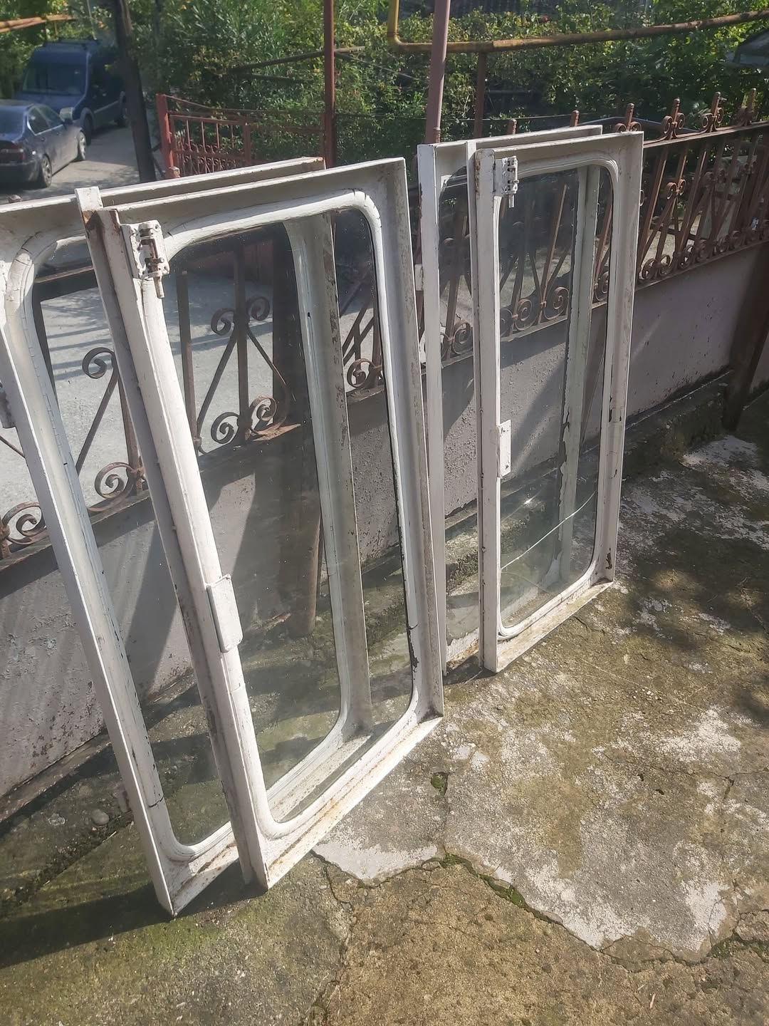 6 ədəd dəmir pəncərə satılır - hər biri 150₾